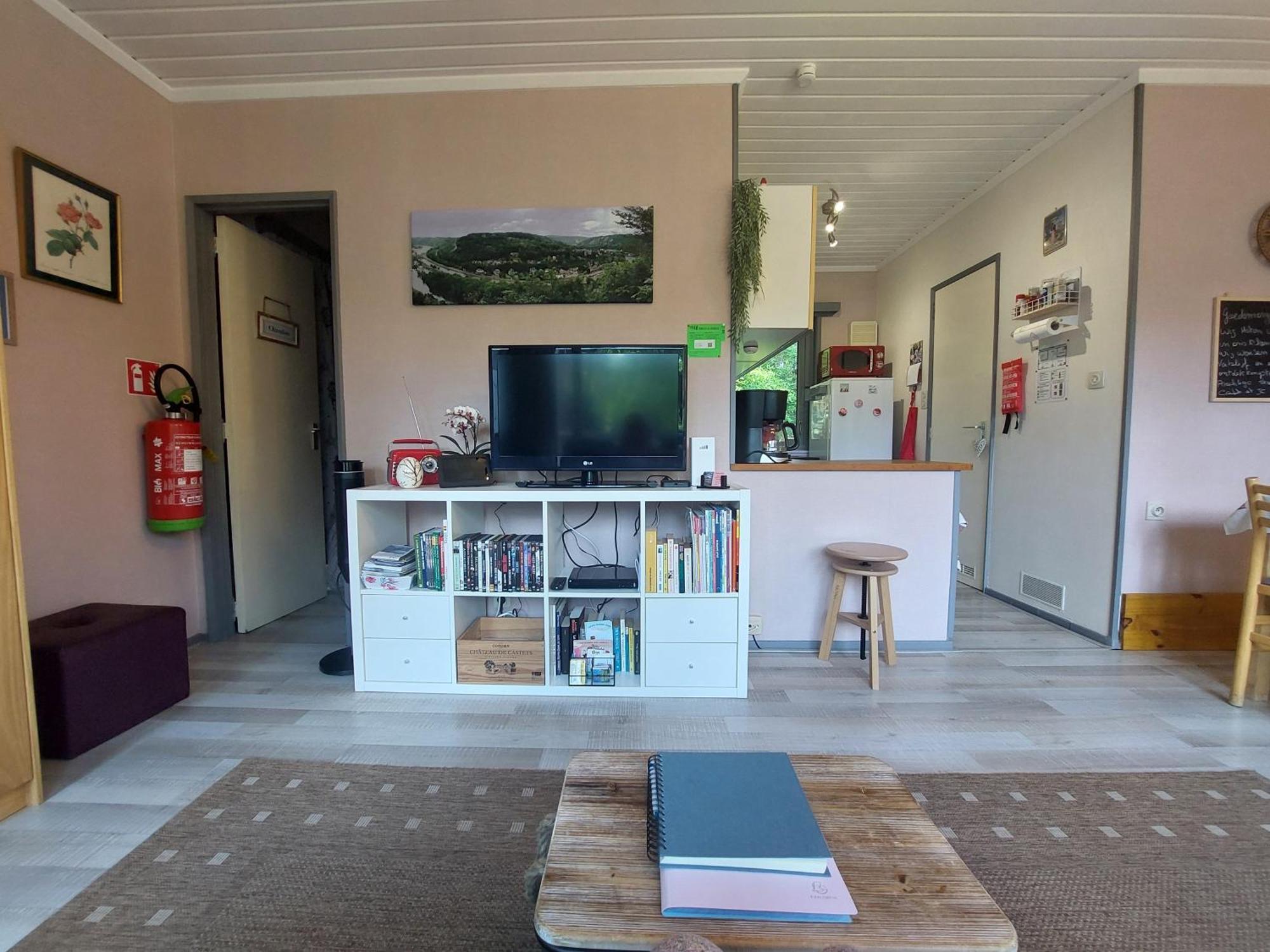 Le Petit Chalet - Bungalow Waulsort Eksteriør billede